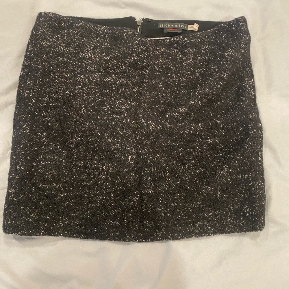 Alice + Olivia black woven mini skirt